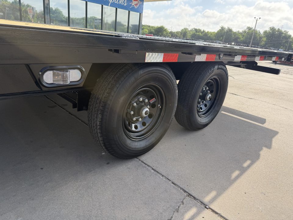 New #378179 2026 LOAD TRAIL PE 24 X 102 TANDEM AXLE BUMPER PULL 14K FULL BED FLATBED TILT