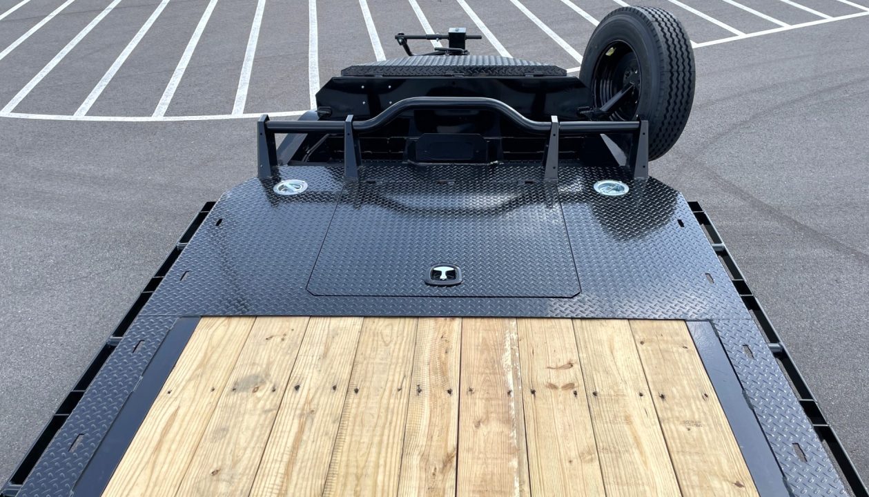New Horizon HEH 22'x 82" Equipment Trailer--Mountain Ramps, 21,000 GVWR , Spare