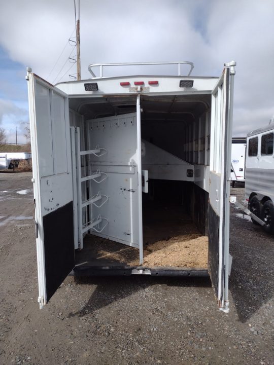 Used 2001 Trails West Classic 4 Horse w/10' Living Quarters