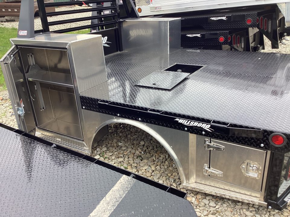 New 2027 Hillsboro STX 500 Fits Single Wheel, Longbed Trucks