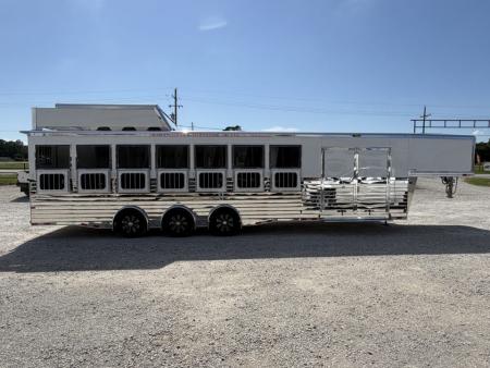 New 2027 Sundowner 7 Horse Gooseneck Horse Trailer