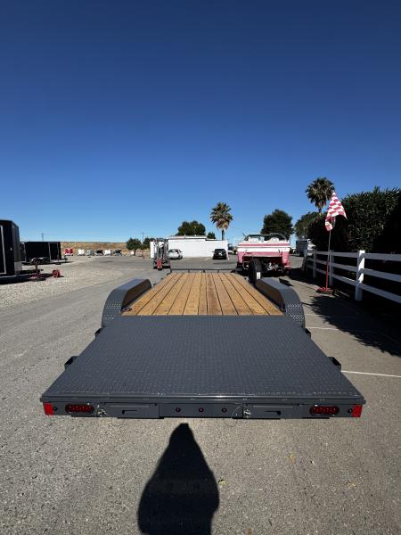 New 2026 Lamar Trailers CAR-TDM Car Hauler