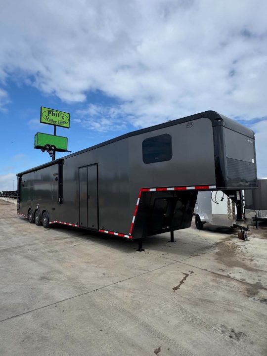 New Continental Cargo NEW 85X44 ENCLOSED CAR RACE TRAILER BATHROOM CAR HAULER CARGO Car / Racing Trailer