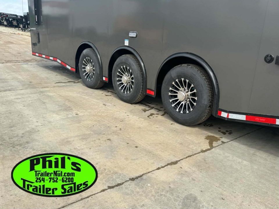 New Continental Cargo NEW 85X44 ENCLOSED CAR RACE TRAILER BATHROOM CAR HAULER CARGO Car / Racing Trailer
