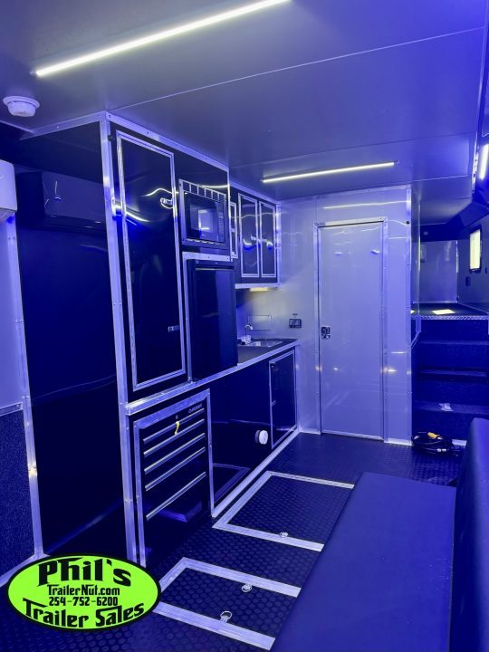 New Continental Cargo NEW 85X44 ENCLOSED CAR RACE TRAILER BATHROOM CAR HAULER CARGO Car / Racing Trailer