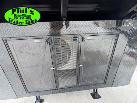 New Continental Cargo NEW 85X44 ENCLOSED CAR RACE TRAILER BATHROOM CAR HAULER CARGO Car / Racing Trailer