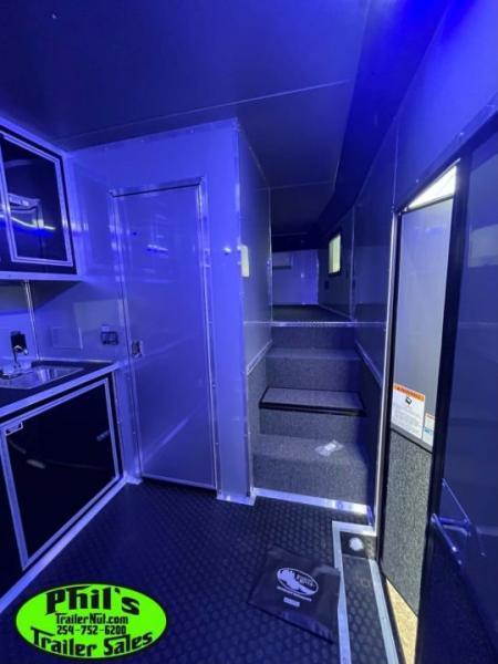 New Continental Cargo NEW 85X44 ENCLOSED CAR RACE TRAILER BATHROOM CAR HAULER CARGO Car / Racing Trailer