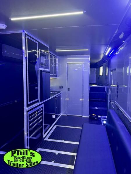 New Continental Cargo NEW 85X44 ENCLOSED CAR RACE TRAILER BATHROOM CAR HAULER CARGO Car / Racing Trailer