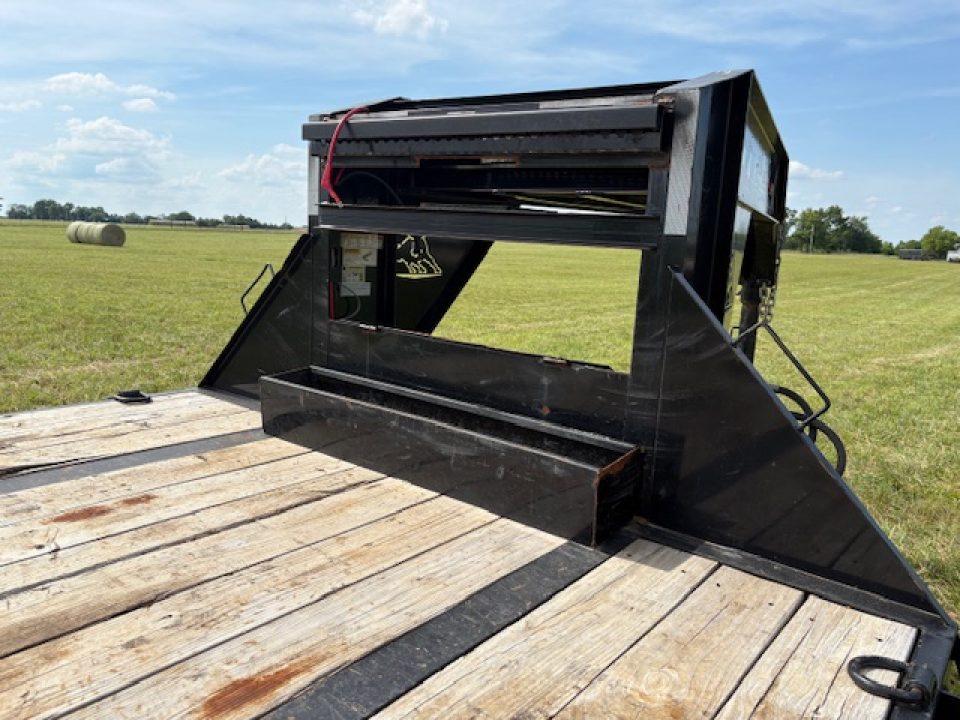 Used 2024 Iron Bull 102x38 Tandem 30K Hydrotail W/15K Axles, Air Ride, Hydro Jacks, & Disc Brakes