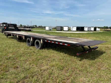 Used 2024 Iron Bull 102x38 Tandem 30K Hydrotail W/15K Axles, Air Ride, Hydro Jacks, & Disc Brakes