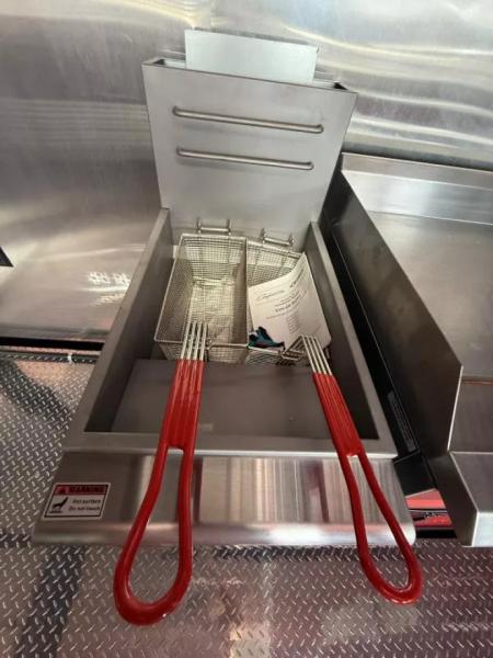 New 2026 Coast 2 Coast 8.5X20 TA CONCESSION TRAILER FULLY EQUIPED BLACKOUT Concession
