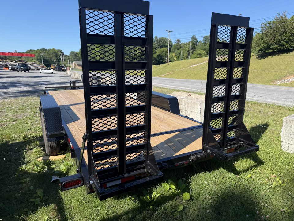 New 2026 Down 2 Earth Equipment Trailer 20’ EXTRA WIDE RAMPS.