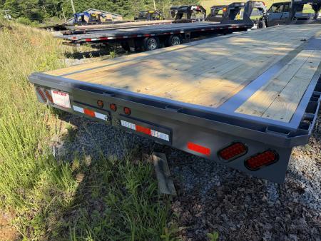 New 2026 Down 2 Earth GOOSENECK 8.5x40 (40 FLAT DECK ) 8K Axles , SLIDE OUT RAMPS