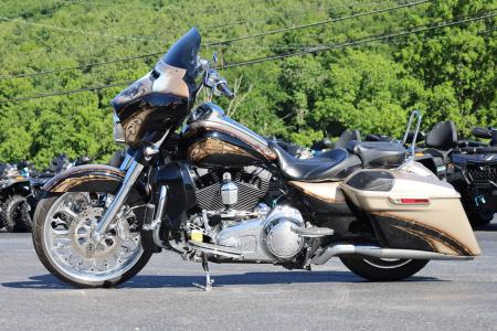 Used 2014 Harley-Davidson FLHXS STREET GLIDE Motorcycle