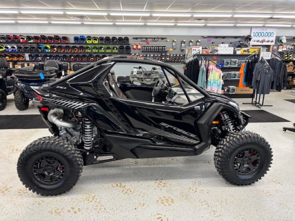 New 2026 CFMOTO Z10 Side by Side (Sport)