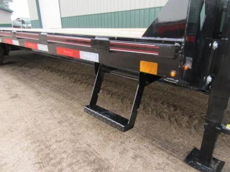 New 2026 28' 25K Diamond C PX210 Pintle Hitch Trailer