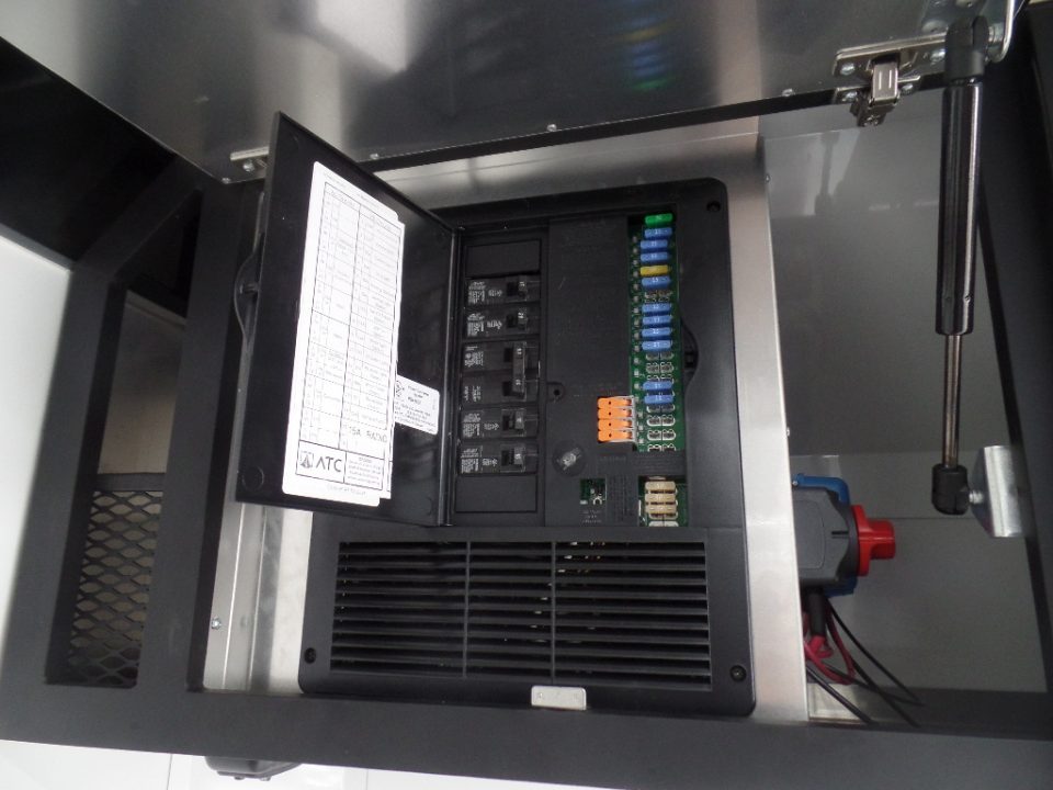 New 2026 ATC Enclosed RM550-8.5X28-12K-Loaded Car Hauler