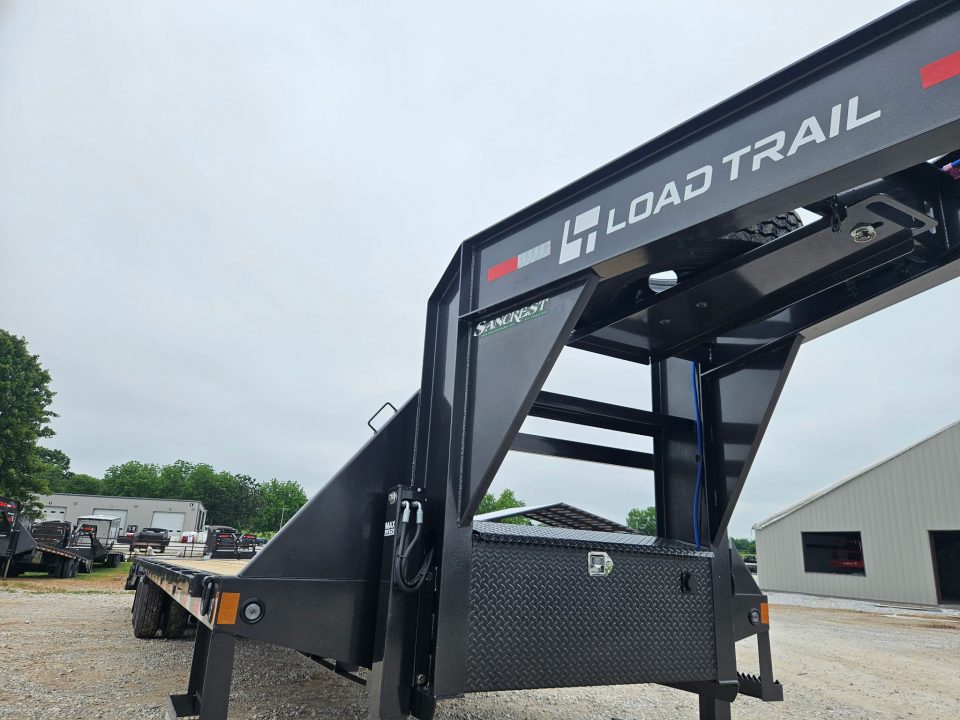New 2026 Load Trail 102X36 TANDEM LO-PRO GOOSENECK W/10K AXLES 14PLY & HYDROJACKS