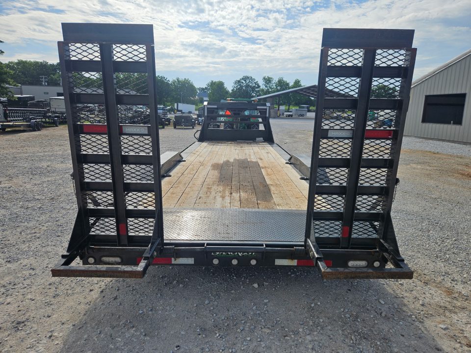 Used 2023 MAXX-D 102X26 TANDEM EQUIPMENT HAULER W/DRIVEROVER FENDERS 8K AXLES & STANDUP RAMPS