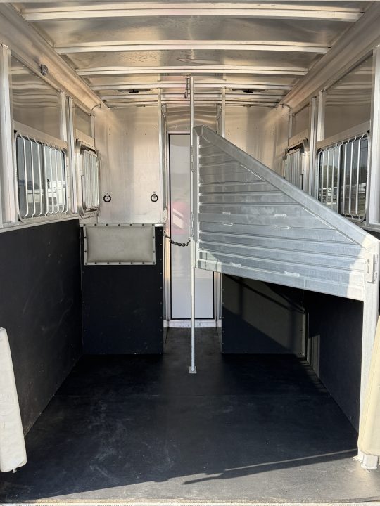 Used 2018 Featherlite 2 Horse Bumper Pull Horse Trailer