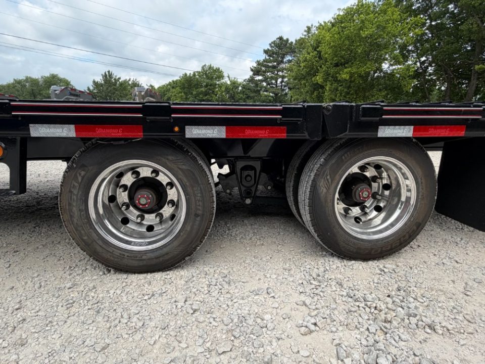 New 2026 Diamond C Trailers 40K FMAX216 12' Hydraulic Dovetail 32'X102" Pacesetter Edition Flatbed Trailer