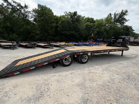 New 2026 Diamond C Trailers FMAX216 12' Hydraulic Dovetail 32'X102  Pacesetter Edition Flatbed Trailer