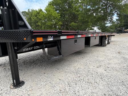 New 2026 Diamond C Trailers 40K FMAX216 12' Hydraulic Dovetail 32'X102" Pacesetter Edition Flatbed Trailer