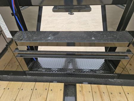 New 2026 Load Trail 25,900 Gvw 40' Gooseneck w/ EOH Brakes and Max Ramps