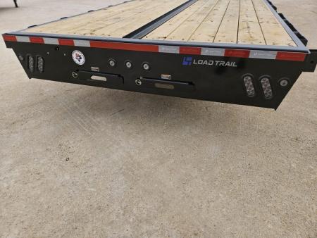 New 2026 Load Trail 25,900 Gvw 40' Gooseneck w/ EOH Brakes and Max Ramps