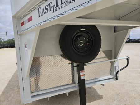 New 2027 East Texas Trailers 24' Gooseneck w/ Rubber Cleated Floors