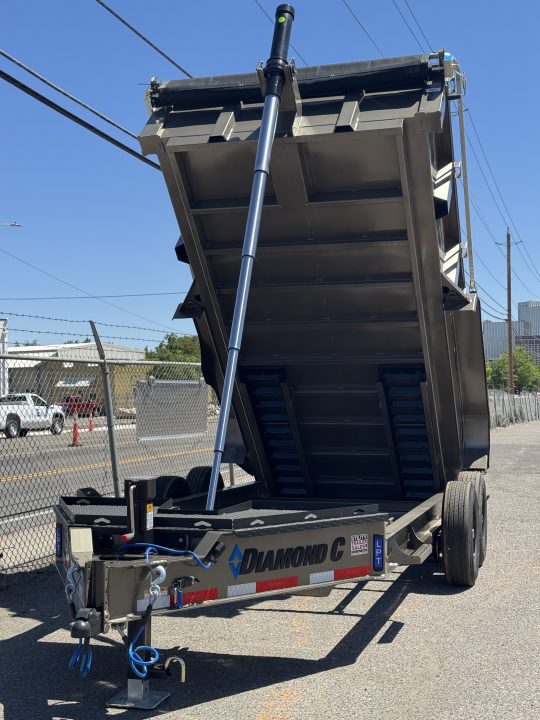 New 2026 Diamond C LPT 14' - 15.5K Telescopic Dump Trailer