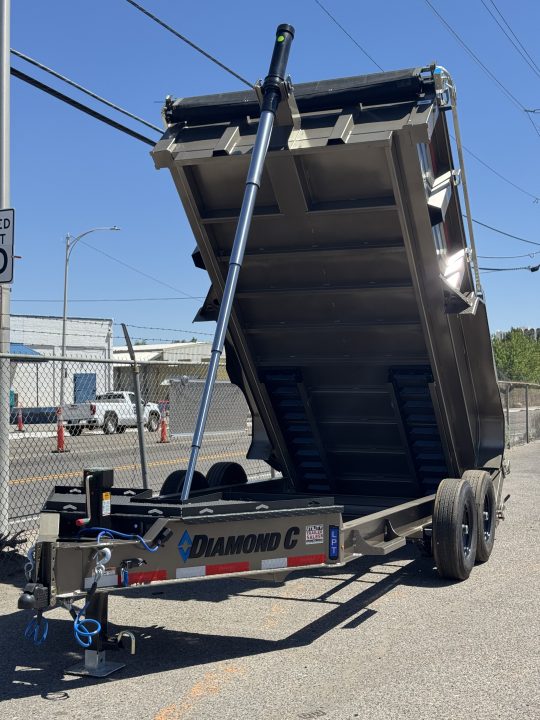 New 2026 Diamond C LPT 14' - 15.5K Telescopic Dump Trailer