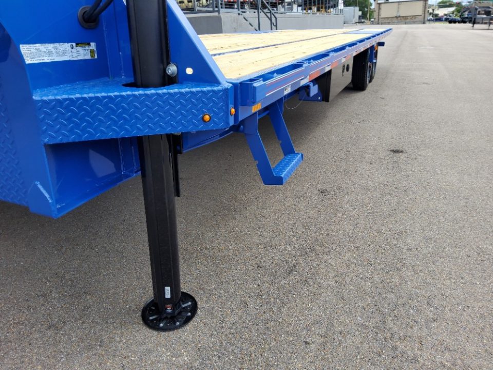 New 2026 Diamond C Trailers DET210-GN Tilt Trailer