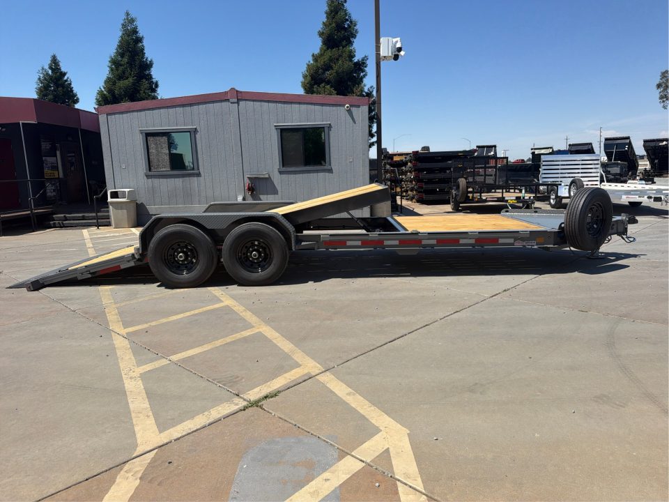 New 2026 Diamond C Trailers HDT207L22X82 7FT X 22FT 14.9K GVW Tilt Trailer