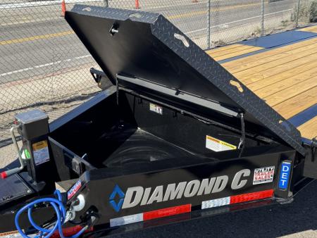 New 2026 Diamond C DET 20' - 15.5K Deckover Tilt Trailer