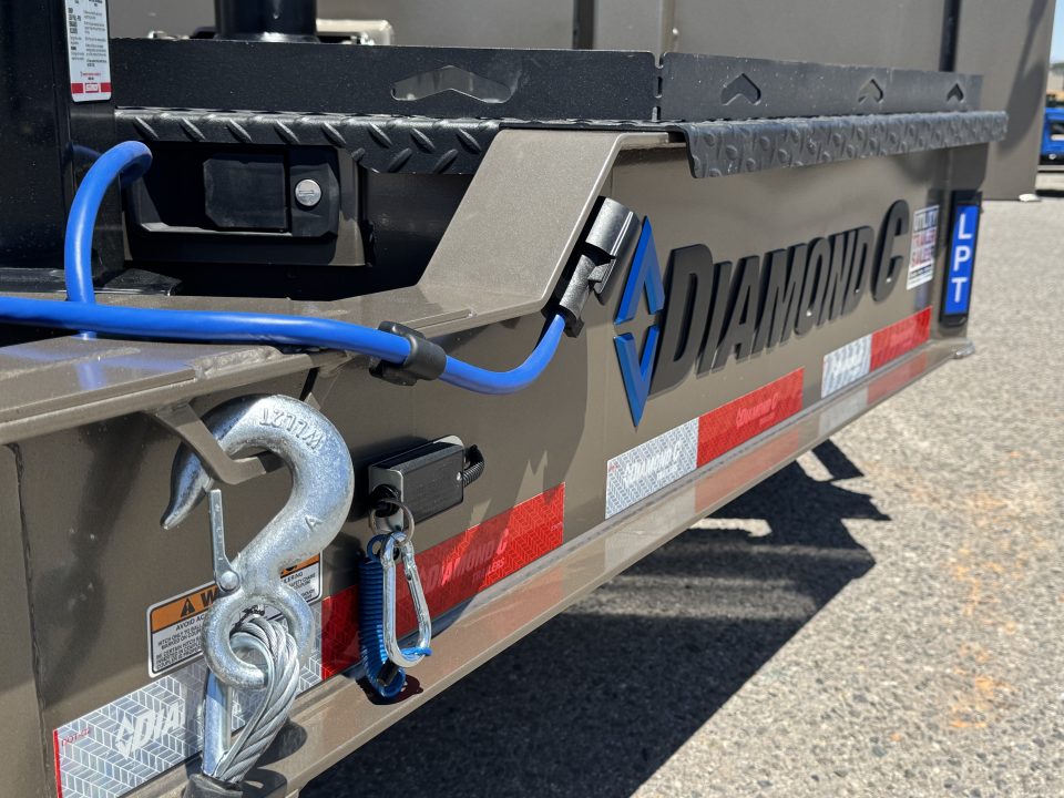New 2026 Diamond C LPT 12' - 15.5K Telescopic Dump Trailer