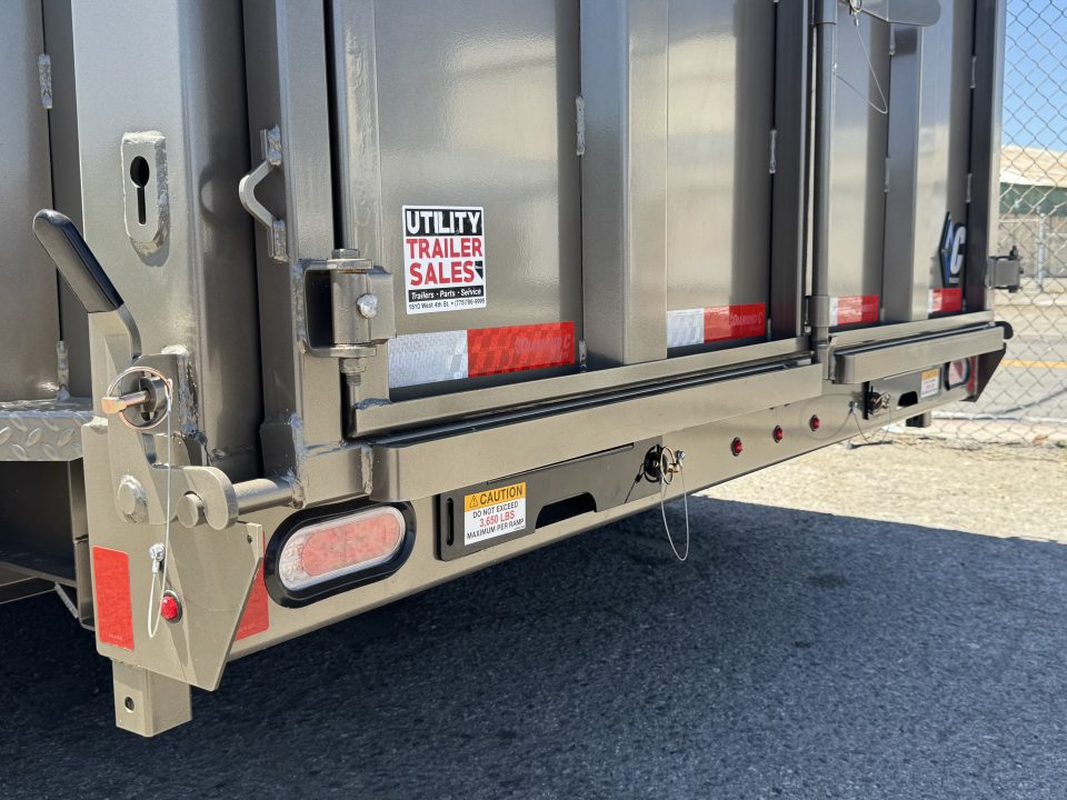 New 2026 Diamond C LPT 12' - 15.5K Telescopic Dump Trailer