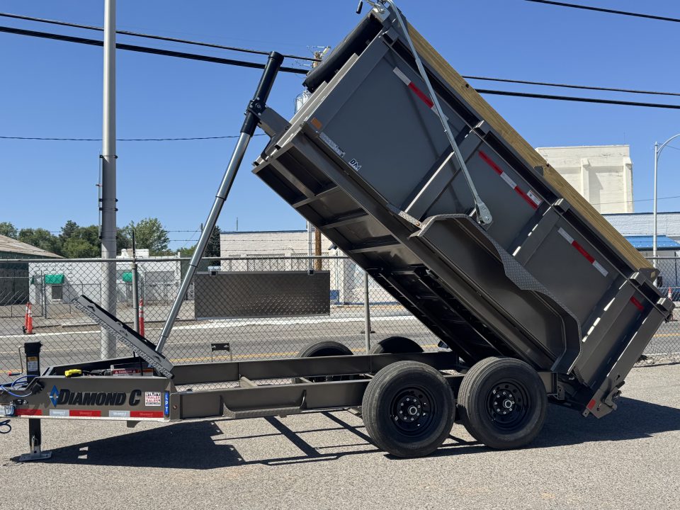 New 2026 Diamond C LPT 12' - 15.5K Telescopic Dump Trailer