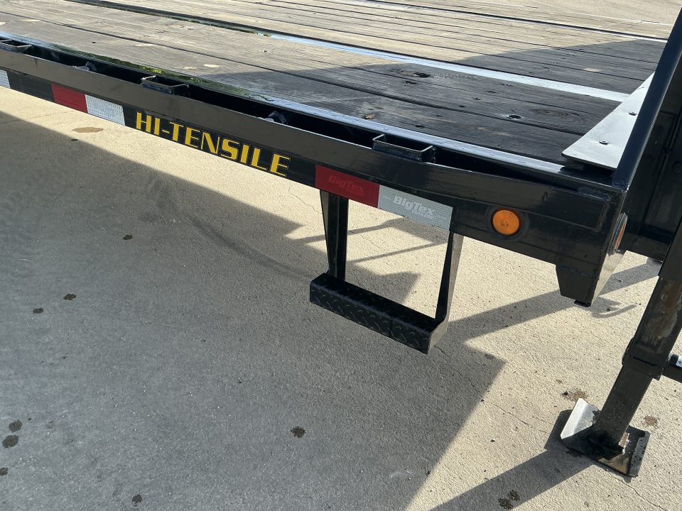Used 2023 Big Tex 22GN-35BK+5MR Flatbed Trailer