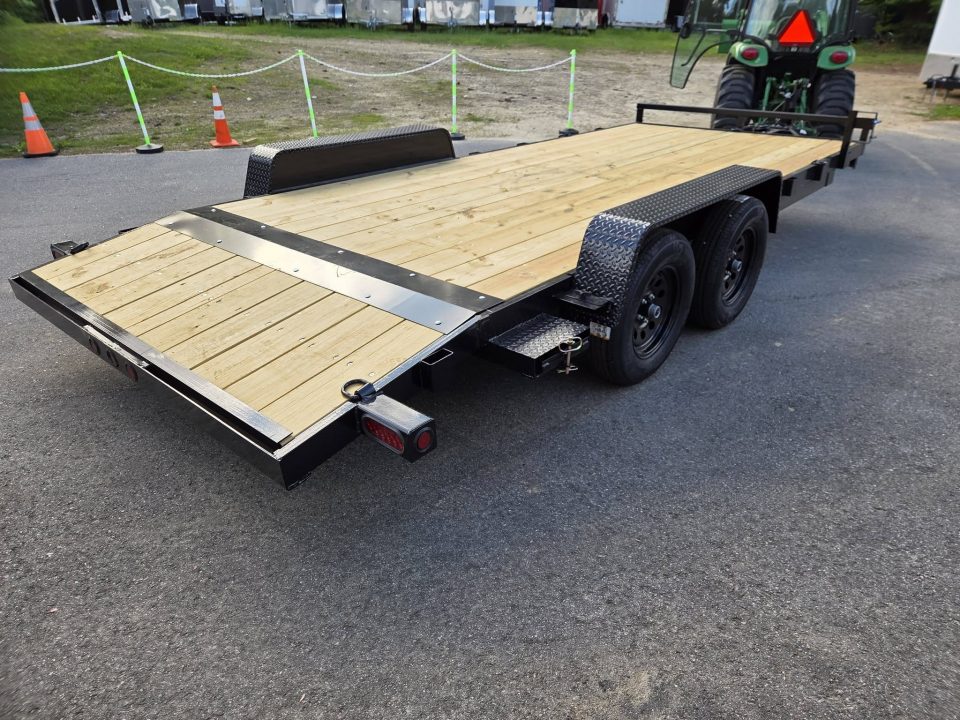 New 2027 Quality Steel and Aluminum 7x18 7000lb gvwr car hauler with removable fenders Utility Trailer