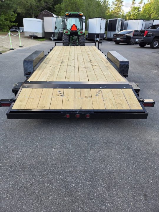 New 2027 Quality Steel and Aluminum 7x20 7000lb gvwr car hauler removable fenders Utility Trailer
