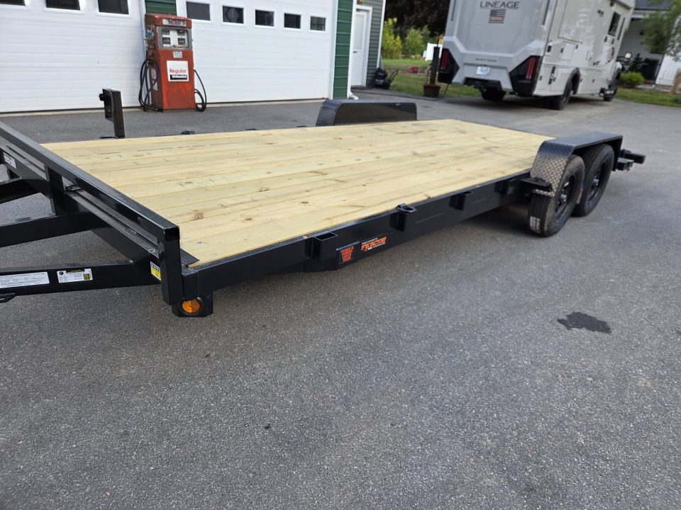 New 2027 Quality Steel and Aluminum 7x20 7000lb gvwr car hauler with removable fenders Utility Trailer