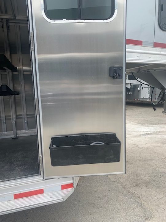 New 2026 Frontier Trailers 2+1 Horse Trailer