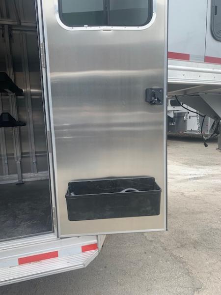 New 2026 Frontier Trailers 2+1 Horse Trailer