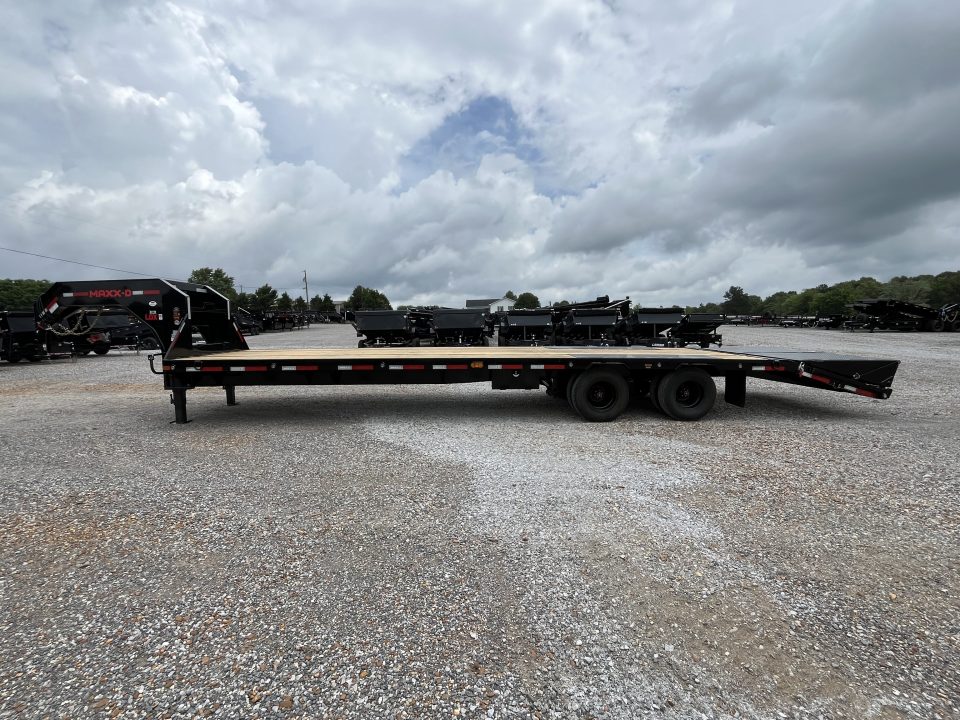 New 2027 MAXXD Gooseneck Flatbed Trailer | 102" x 32' 25.9K GVWR