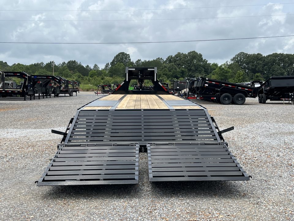 New 2027 MAXXD Gooseneck Flatbed Trailer | 102" x 32' 25.9K GVWR