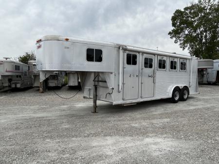 Used 1995 Sooner 4 Horse Slant Overniter Horse Trailer