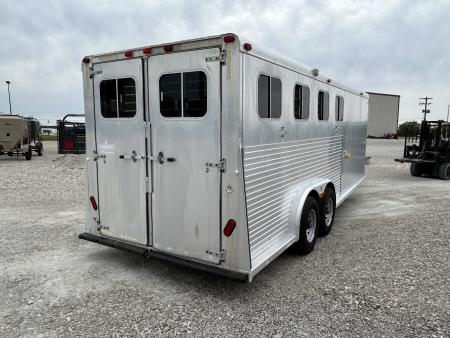 Used 1995 Sooner 4 Horse Slant Overniter Horse Trailer
