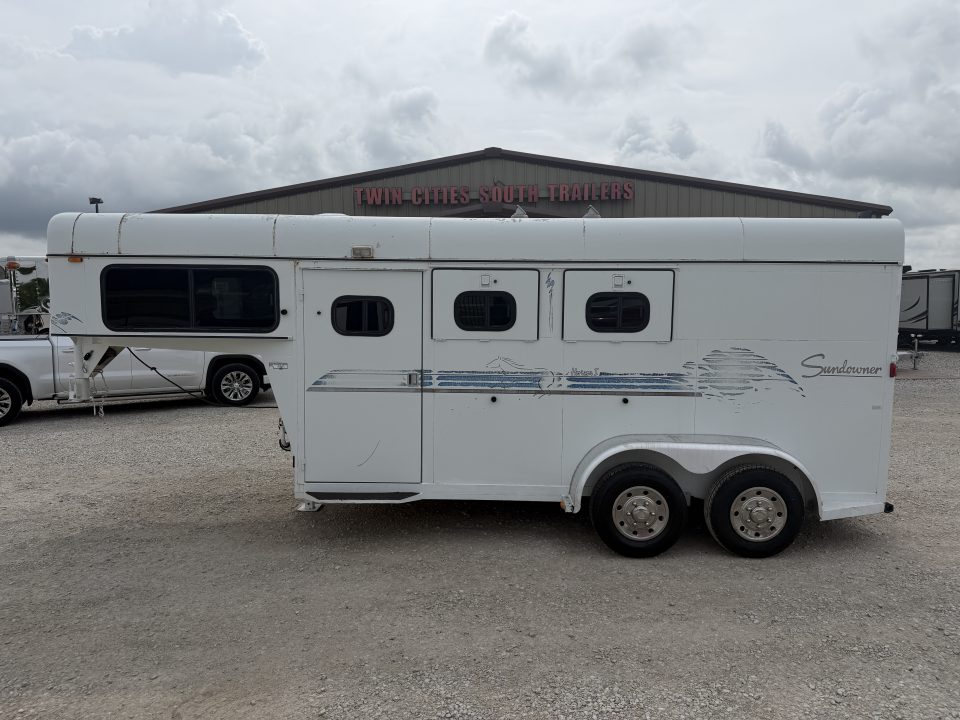 Used 1998 Sundowner 2 Horse Gooseneck Horse Trailer