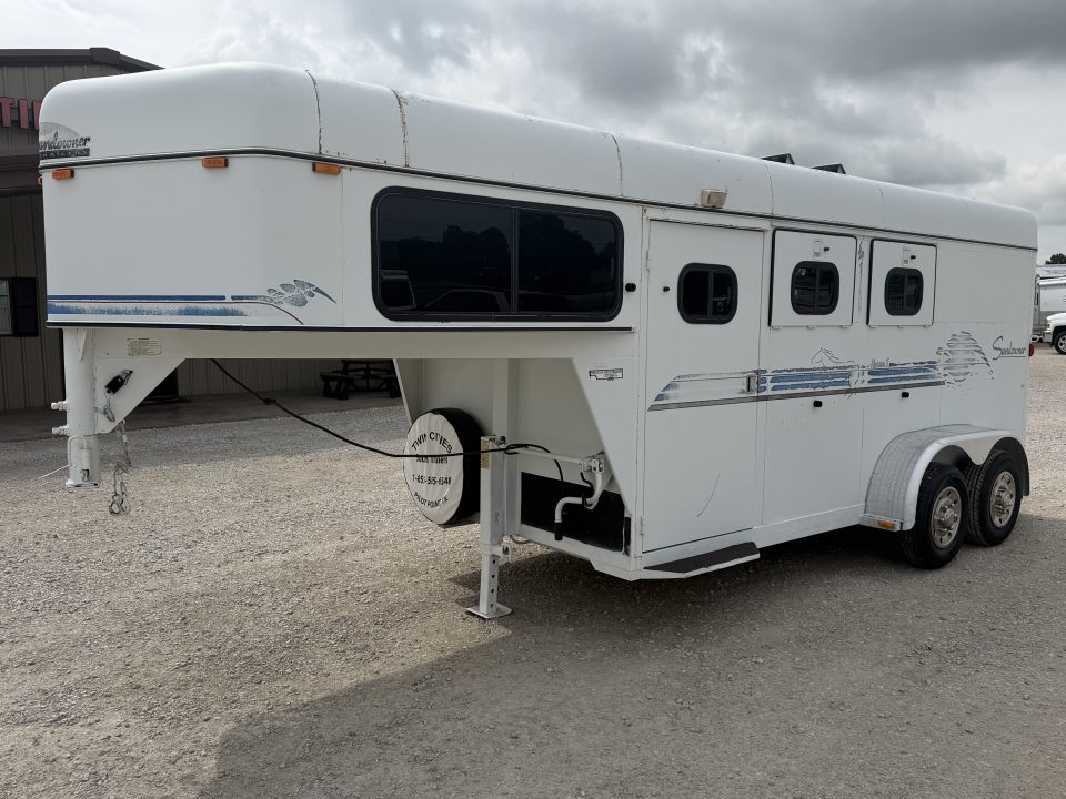 Used 1998 Sundowner 2 Horse Gooseneck Horse Trailer